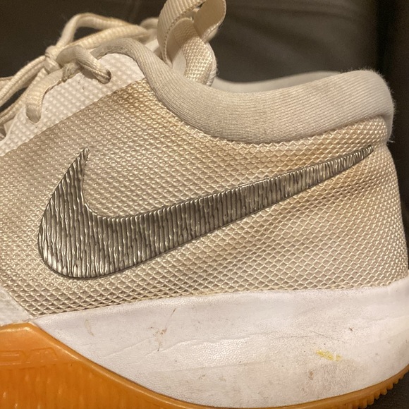 Men’s Nike ZOOM shoes - Picture 3 of 3